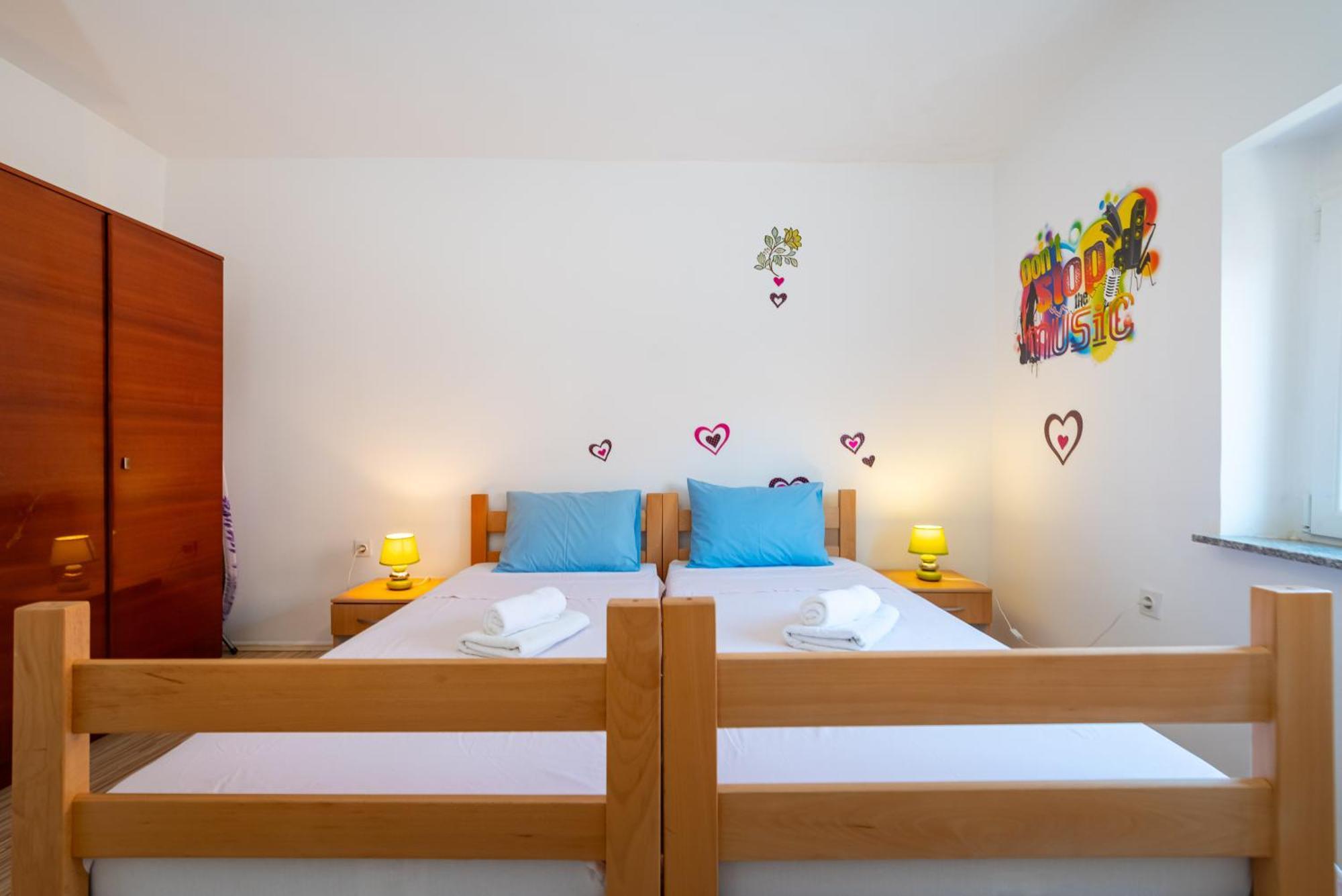 Apartamento Timeless Antique Old Town With Terrace Zadar Exterior foto