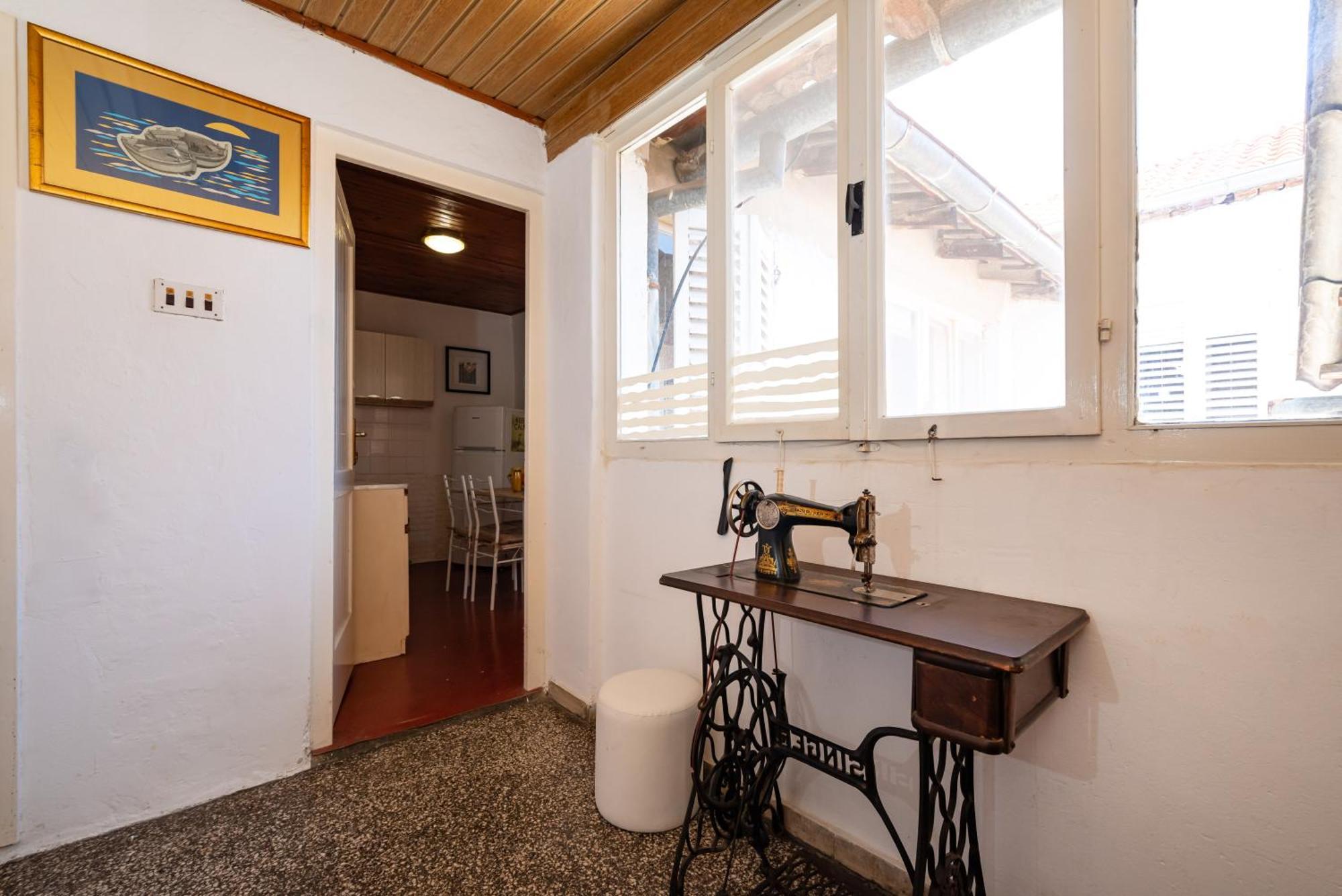 Apartamento Timeless Antique Old Town With Terrace Zadar Exterior foto